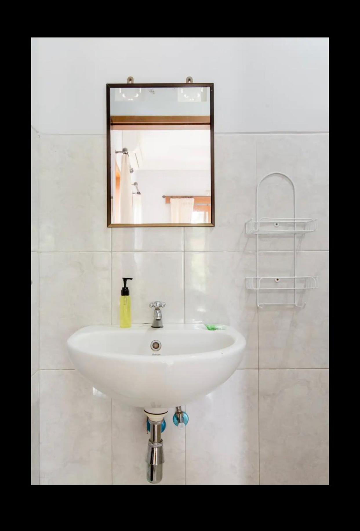 Artja Inn Ubud Ngoại thất bức ảnh