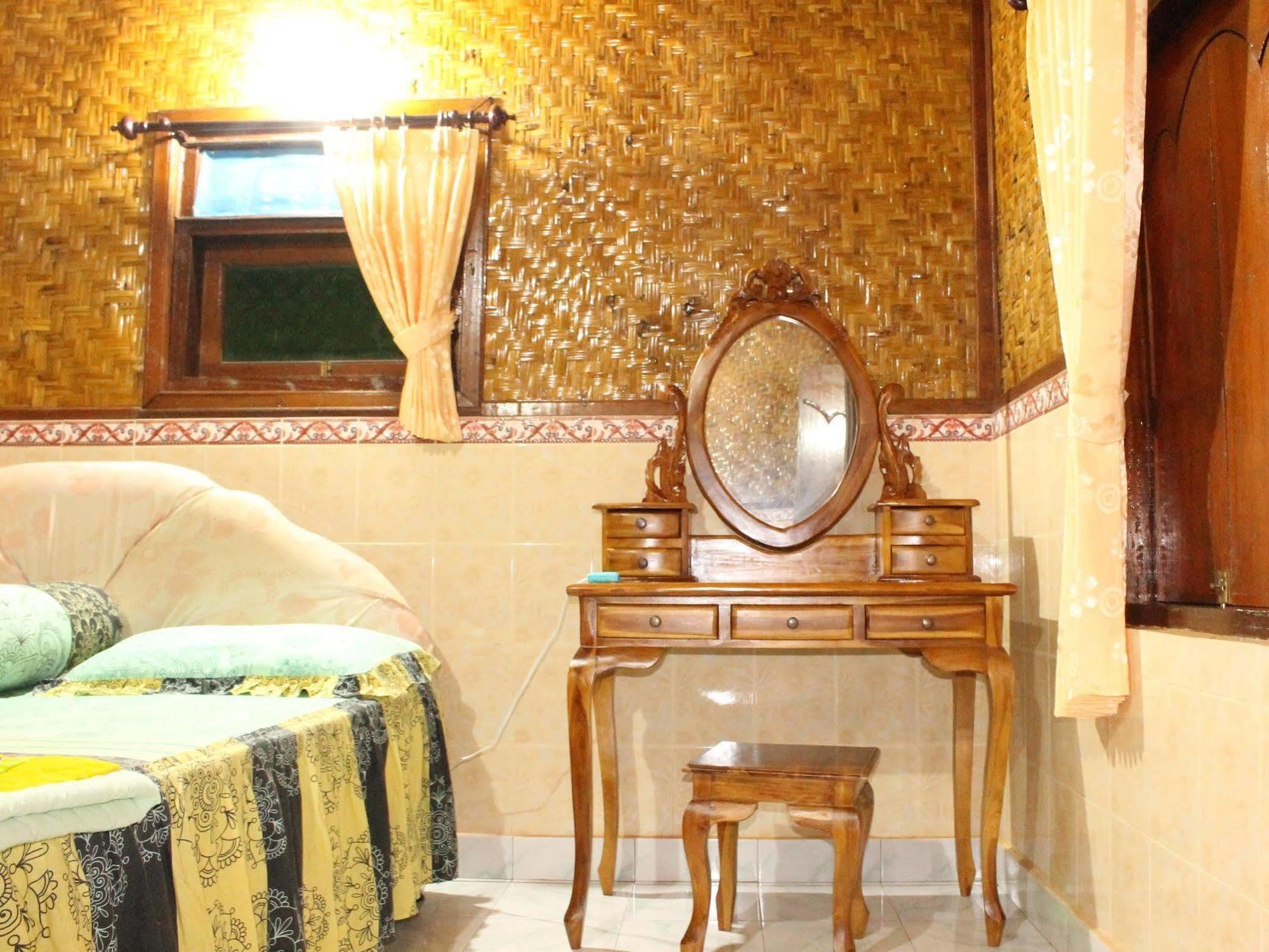 Artja Inn Ubud Ngoại thất bức ảnh